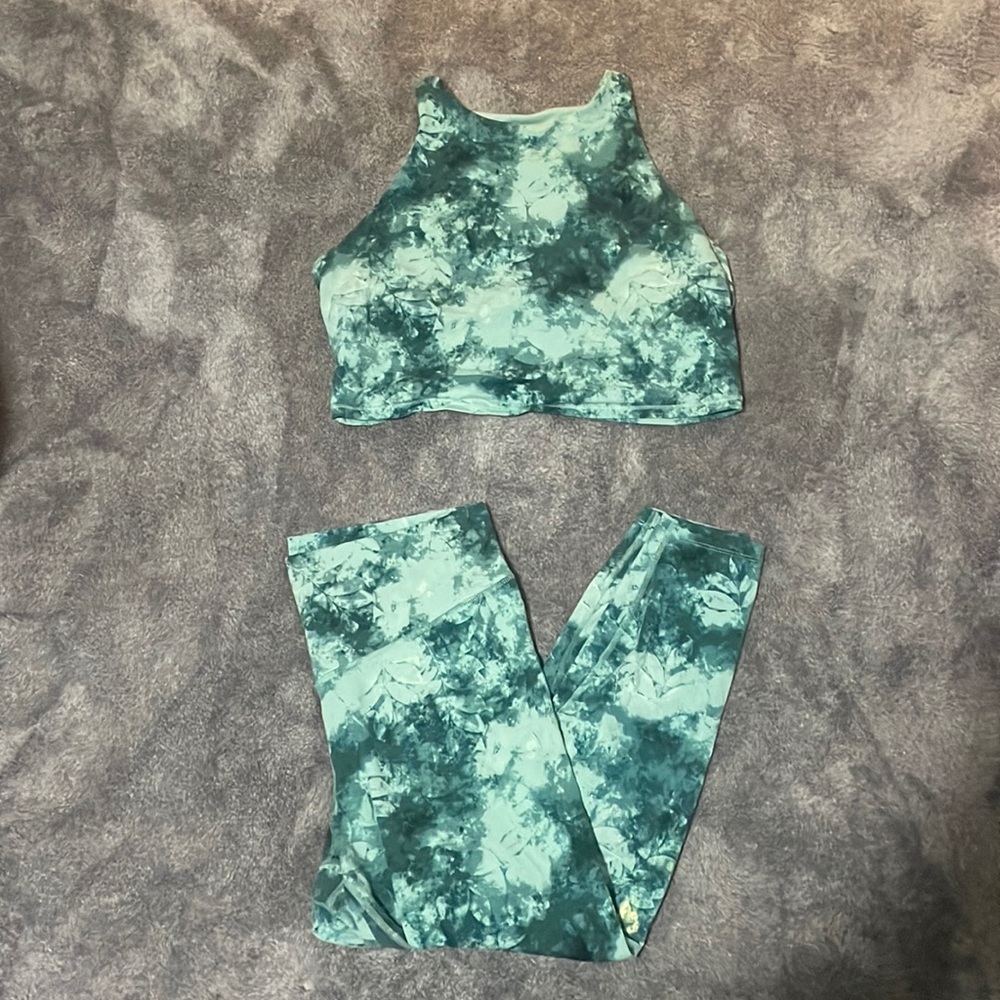 Old navy workout set powerchill bra and leggings